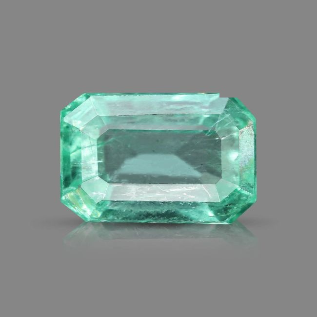 0.62 cts Untreated Round Emerald