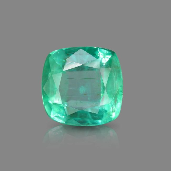 0.69 cts Untreated Round Emerald