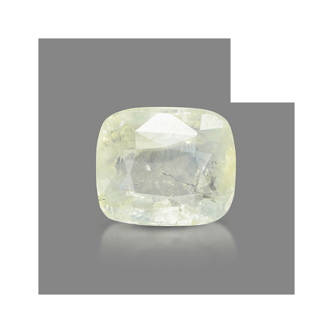 5.67 cts Untreated Oval Sapphire