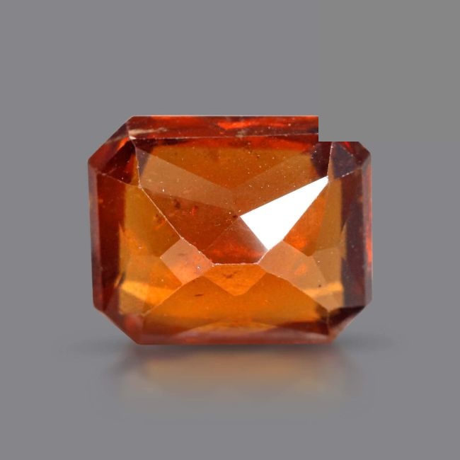 6.39 cts Untreated Oval Hessonite