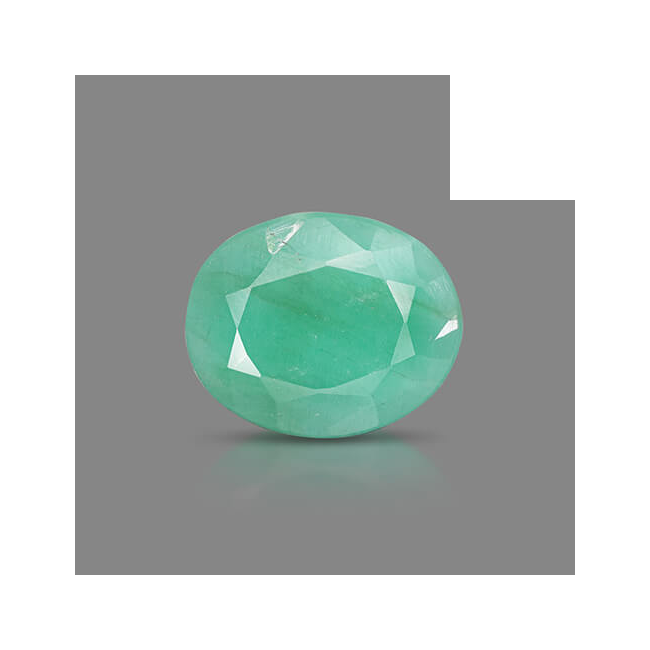 4.9 cts Untreated Oval Emerald